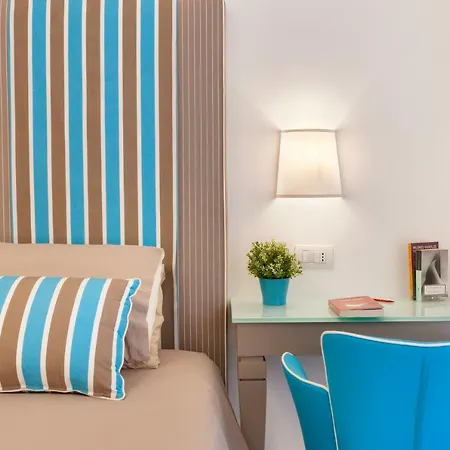 Kira Апартаменти Сорренто